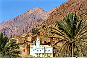 Marocco meridionale - Escursione nella vale di Ameln, nei pressi di Tafraoute, il villaggio di Oumesnat 